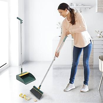 BURJ BROOM WITH STICK