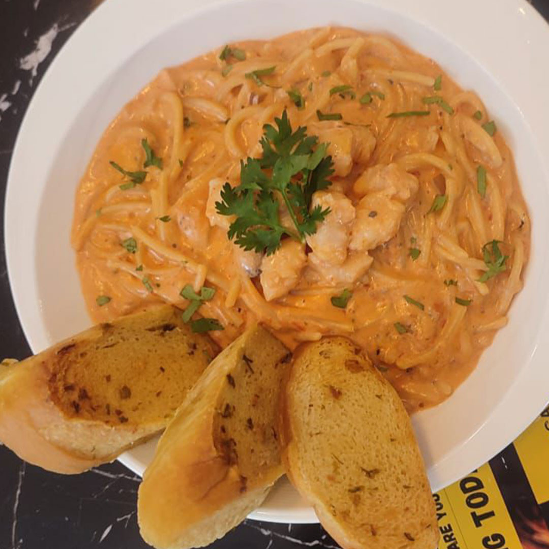 Red Sauce Pasta with Bread